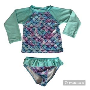Two Piece Swimsuit Rash Guard Girl’s Size XL Multicolor Round Neck Long Sleeve’s